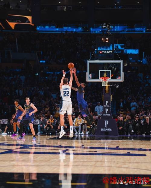 皇冠足球网 小瓦格纳绝杀助魔术终结湖人6连胜，詹姆斯空砍31+10
